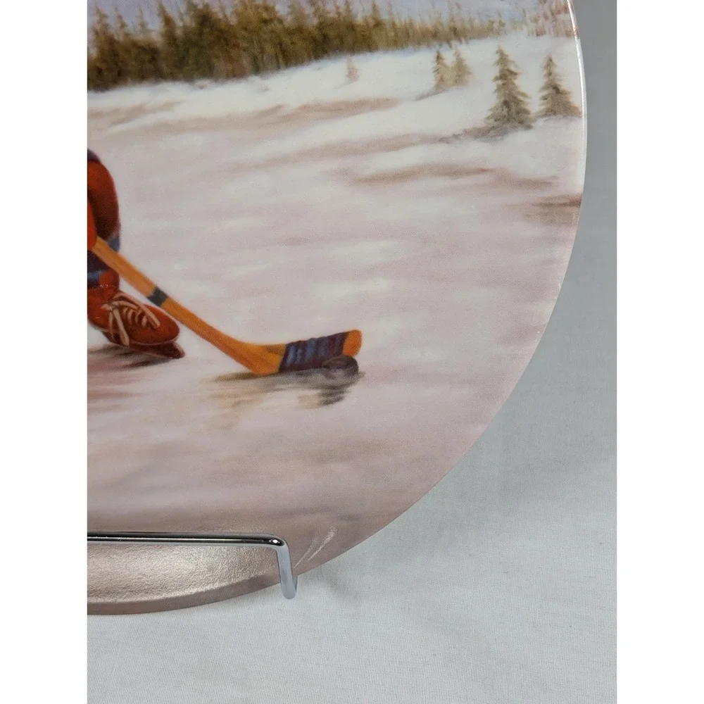 Vague Shadows Ltd The Hockey Player Decorative Plate Gregory Perillo Vintage